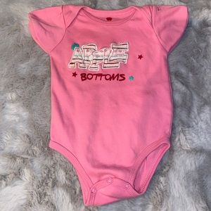 Apple bottom body suit , Size: 6-9m